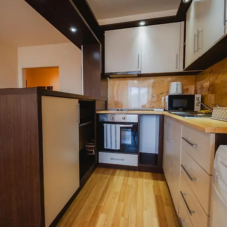 Comfort Family With Large Living Golden Sands